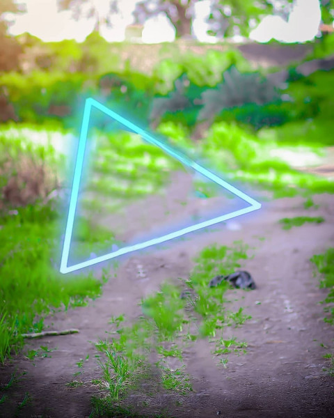 Triangle Neon Editing Backgr