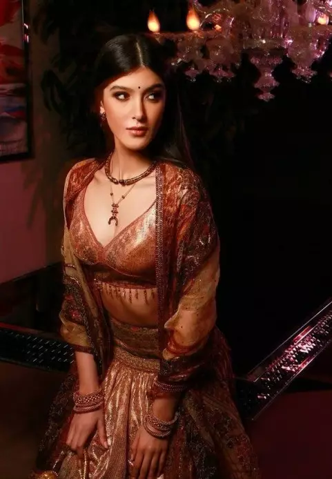 Shanaya Kapoor HD Photos Hot