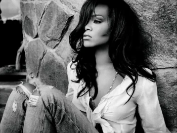 Beautiful Rihanna Wallpapers