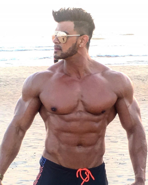 🔥 Sahil Khan Body India's Fitness & Youth Icon Celebrity Background Free  Download