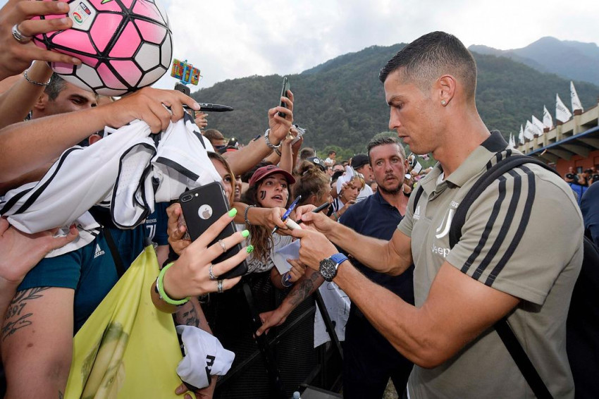 Cristiano Ronaldo HD Photos