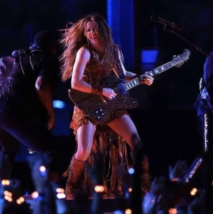 Jennifer Lopez with Shakira