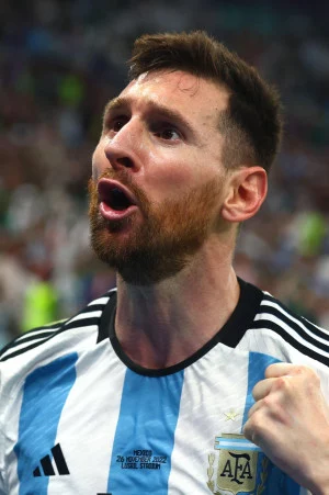 Emotional Lionel Messi cryin