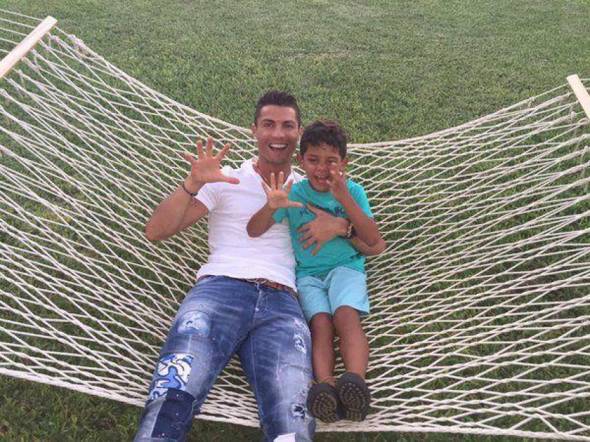 Cristiano Ronaldo And Jr Wal
