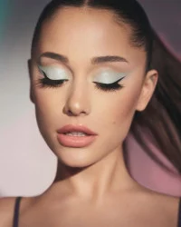 Ariana Grande Eye Makeup Sha