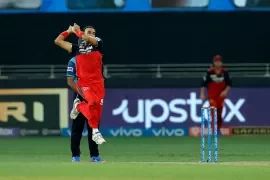 Harshal Patel Bowling in RCB
