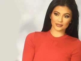 Model Kylie Jenner Wallpaper