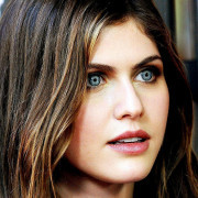 Alexandra Daddario Wallpapers Photos Pictures WhatsApp Status DP Profile Picture HD