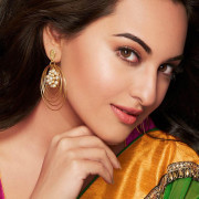 Sonakshi Sinha Wallpapers Photos Pictures WhatsApp Status DP Profile Picture HD